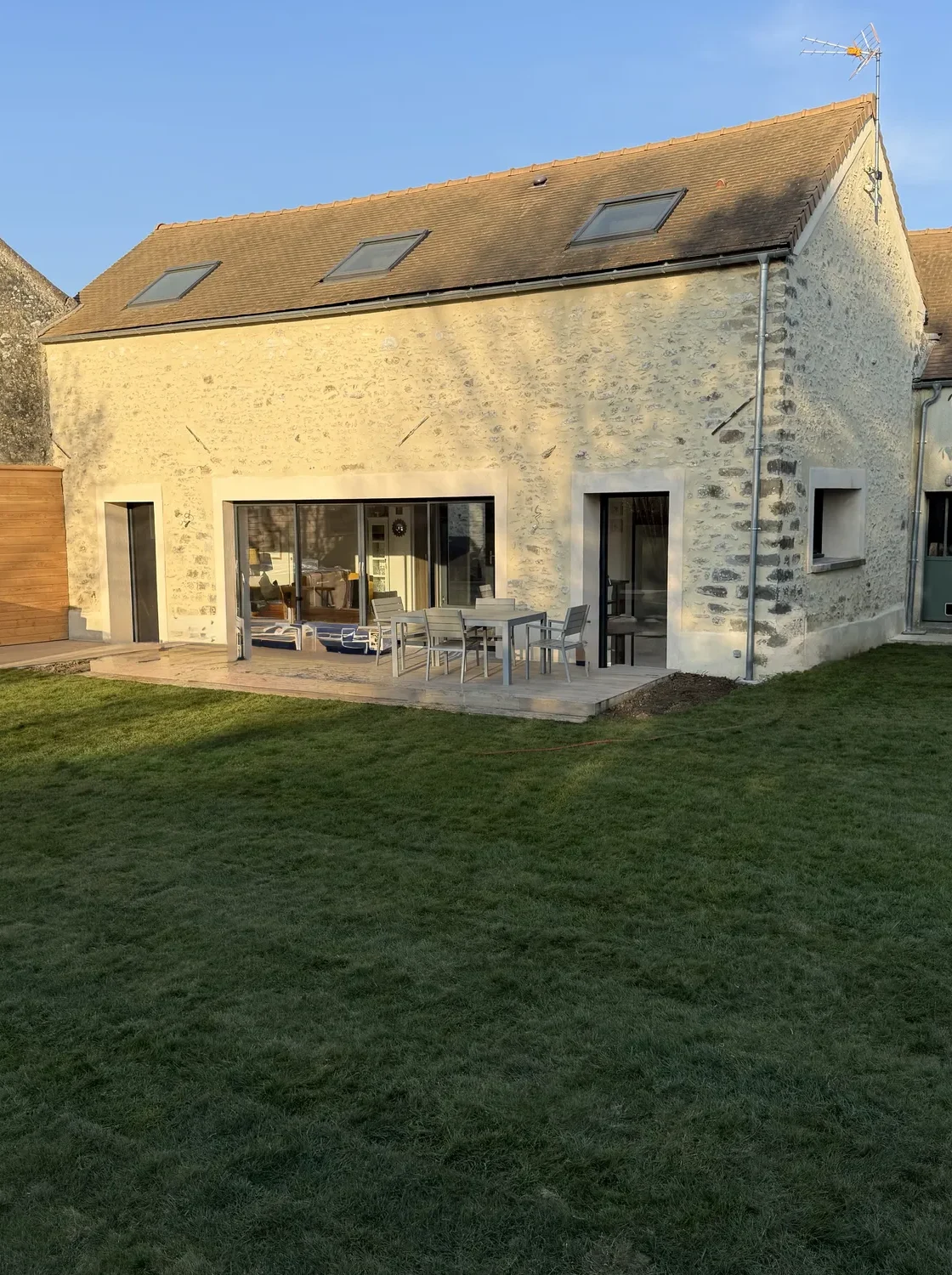 Entreprise pour terrasse : réalisation et pose de terrasses en Seine-et-Marne (77)